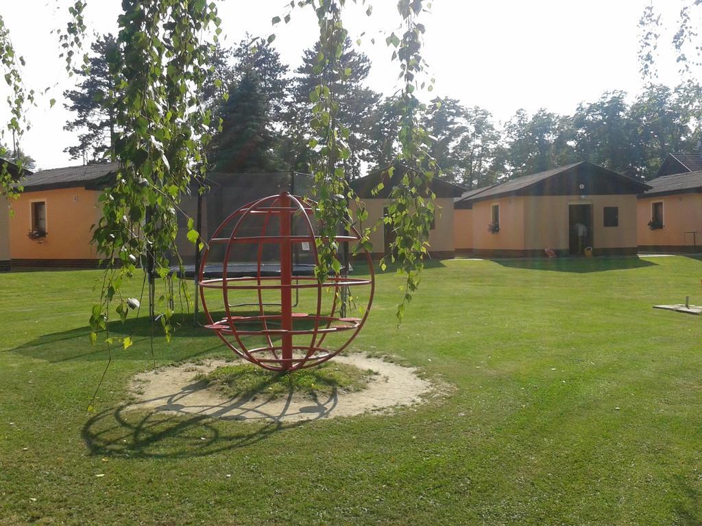 Вилла Sportcentrum Dvorak Глубока-над-Влтавой Экстерьер фото